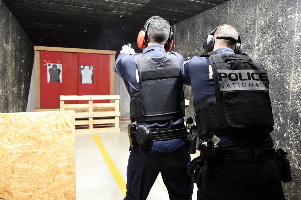 , Les recrues de la réserve de la police formées au commissariat du Puy-en-Velay
