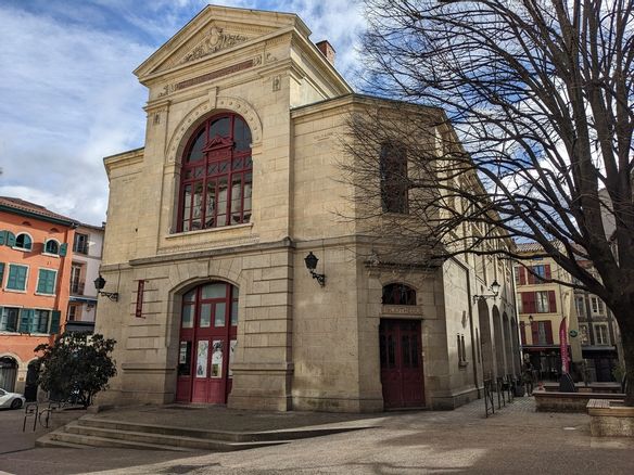 , La Ville du Puy-en-Velay retarde et abandonne certains projets pour ne pas creuser la dette
