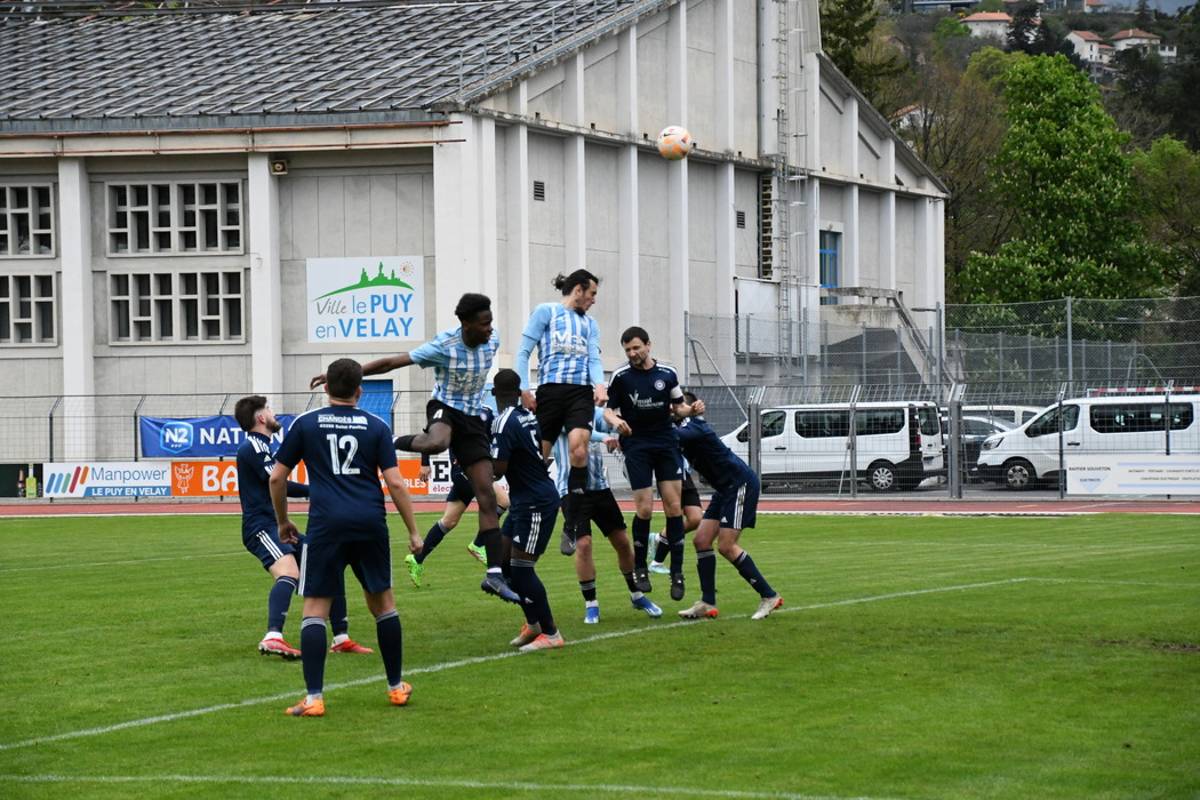 , Régional 1 : la réserve du Puy Foot se montre sans pitié avec Velay FC