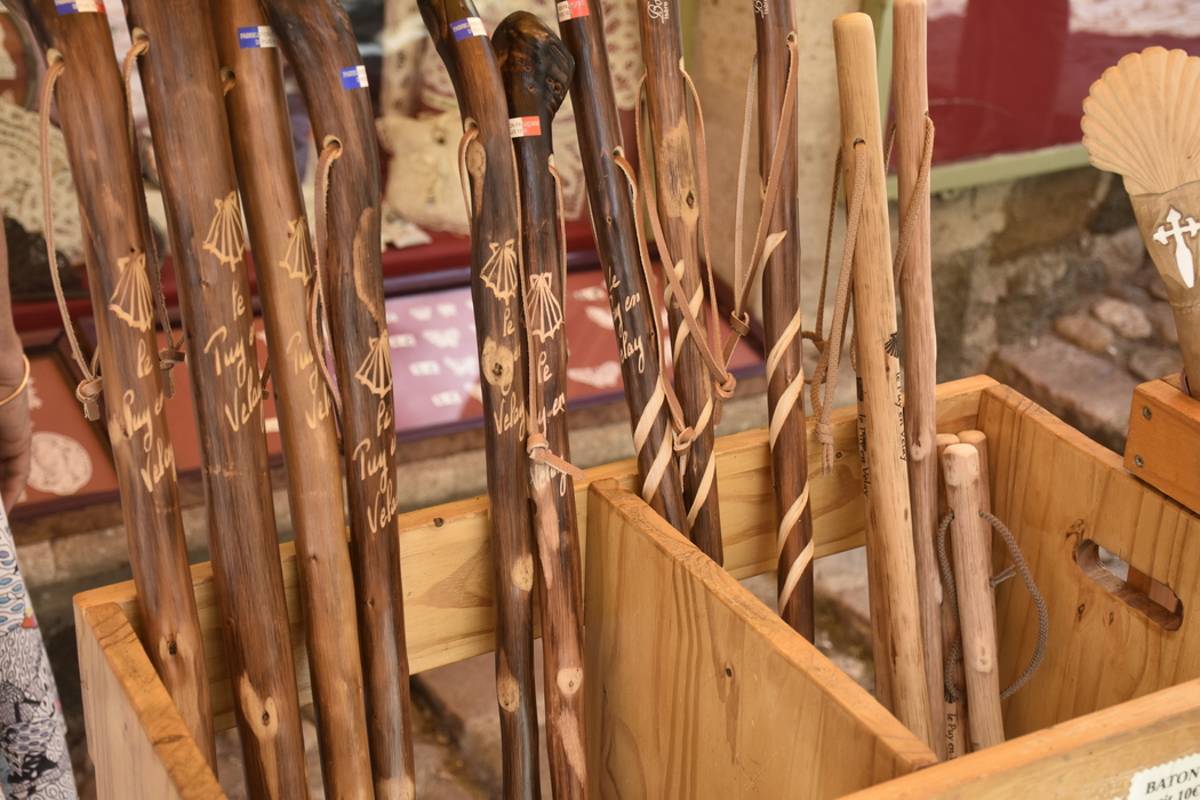 , Le Puy-en-Velay : ces objets phares que ramènent les touristes dans leurs valises