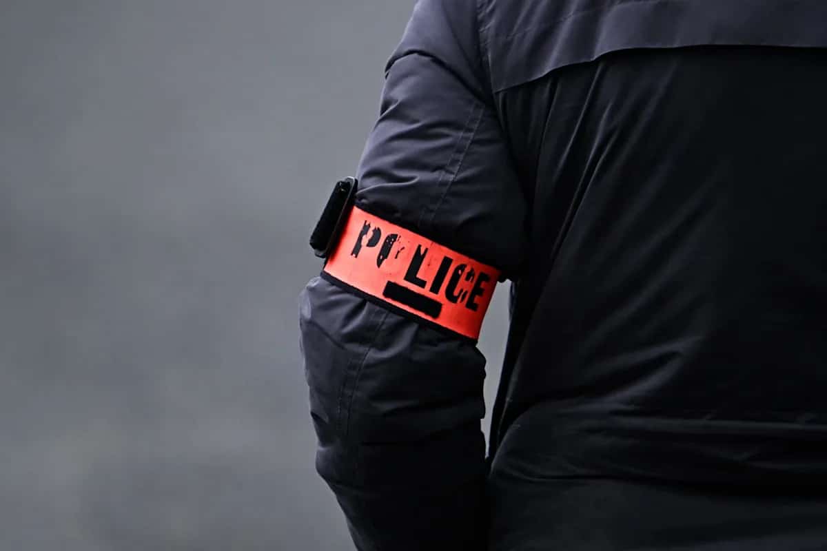 , Un homme a-t-il tiré sur des enfants avec une carabine en proférant des insultes racistes en Haute-Loire?