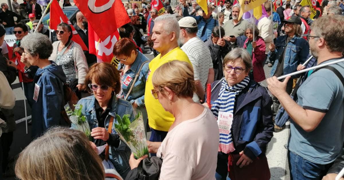 , Haute-Loire Au Puy-en-Velay, 400 manifestants ont marché pour que se perpétue la tradition du 1ᵉʳ-Mai