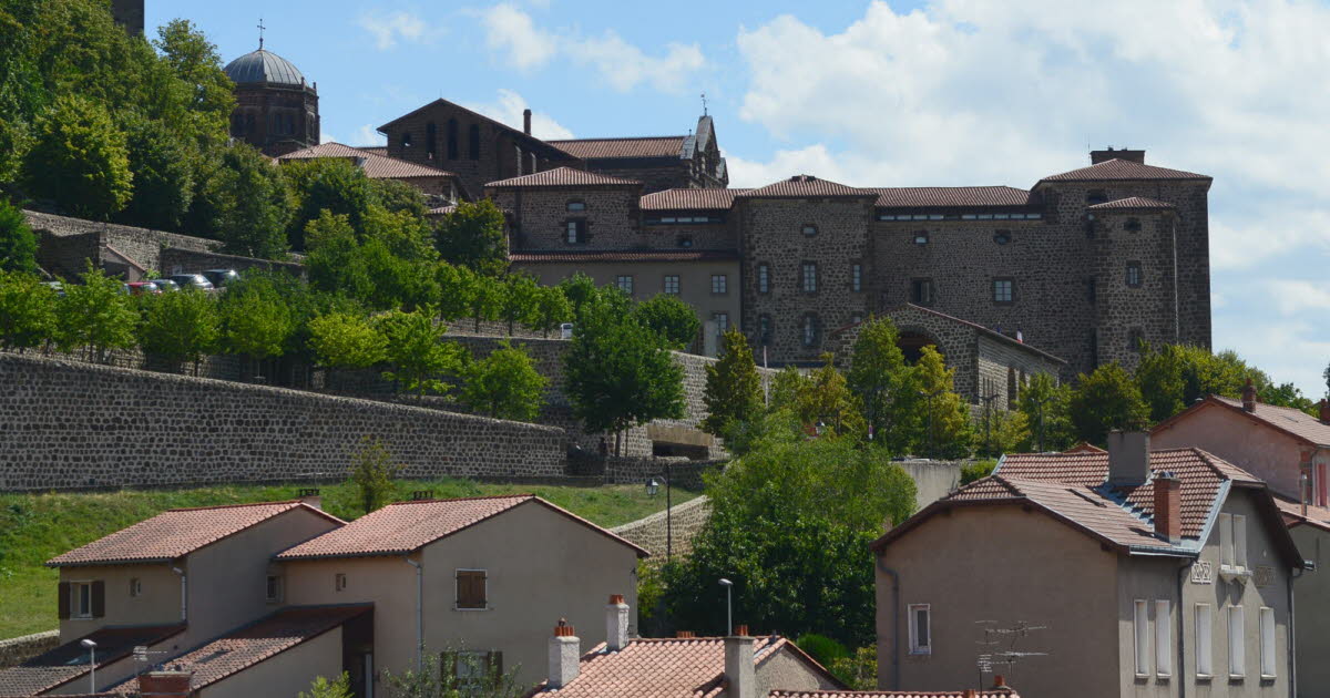 , Le Puy-en-Velay Bal trad, clarinettes et figures locales : un festival pour raconter toute l’histoire du Velay